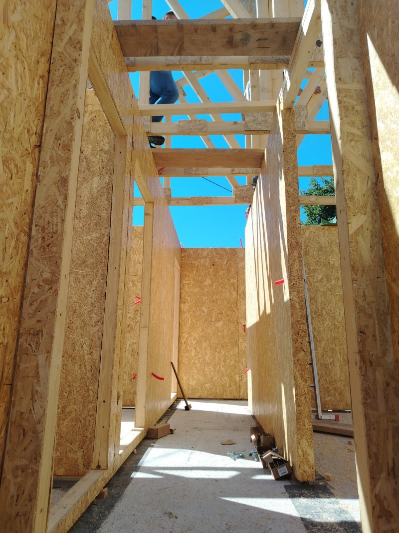 DomoStrojBrckoMontazneKuce (1)