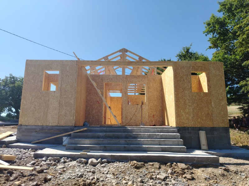 DomoStrojBrckoMontazneKuce (7)